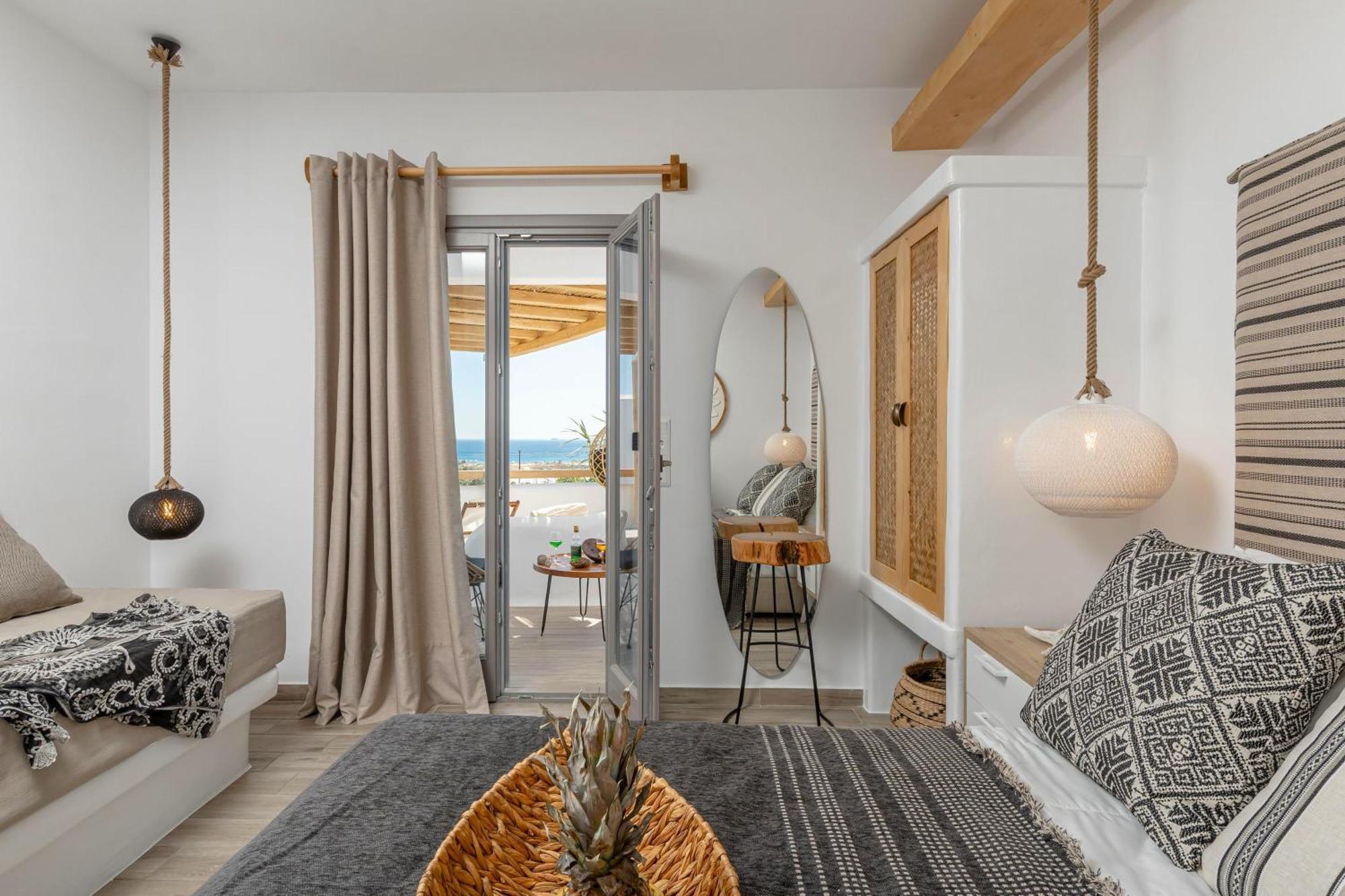 Naxos Contelibro Apartament